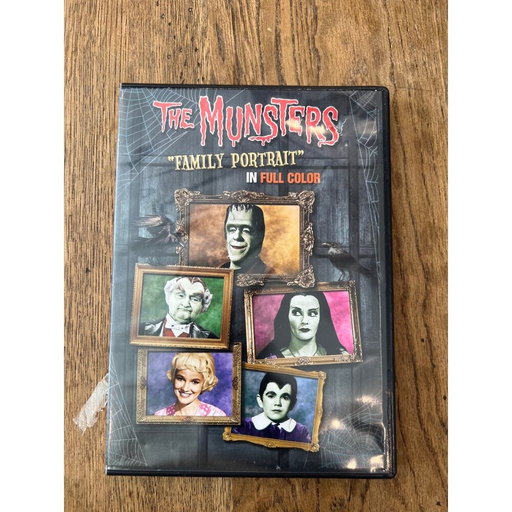The Munsters Family Portrait DVD 2004 Full Color & B&W Versions Comedy Pre-Owned